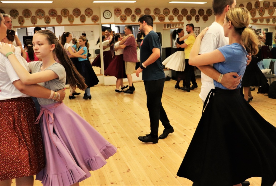 Néptáncosok szakmai alkotótábora a Hungarikum Ligetben