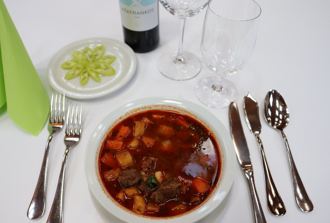 Tisza Vendéglő heti menü ajánlata 2023. 05. 22. - 2023. 05. 28.