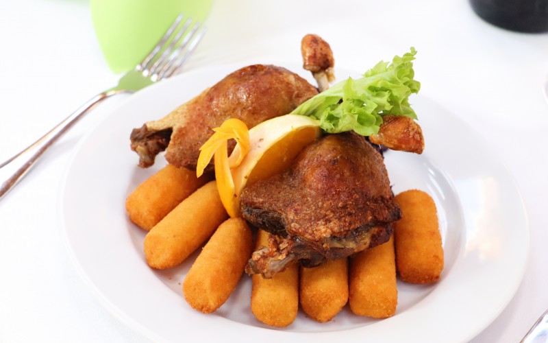 Ropogós pecsenye kacsacomb