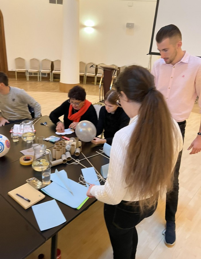 386863969_1027152335245541_7577670857386501740_n (1)