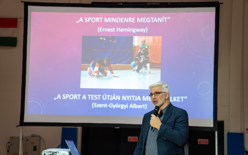 DSC02297-Enhanced-NR