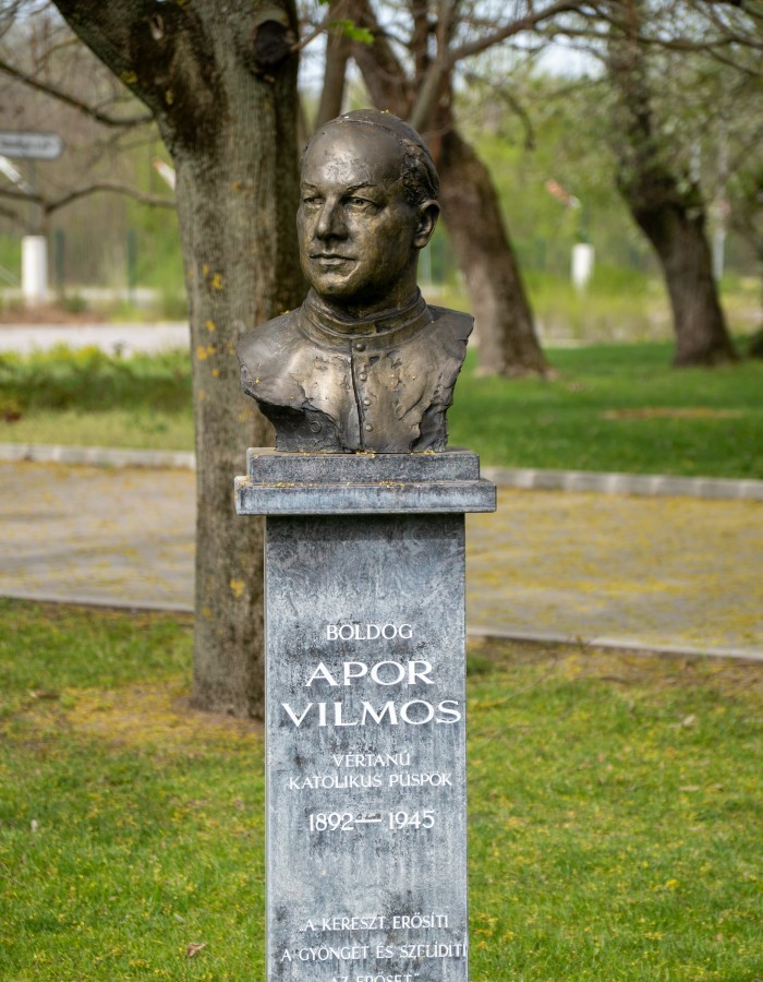 Boldog Apor Vilmos