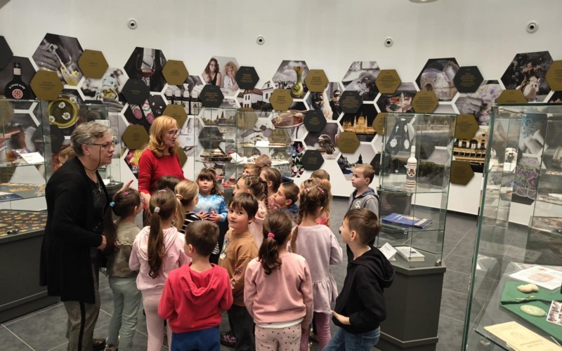 559544684_1866742570941507_2500276754055375672_n