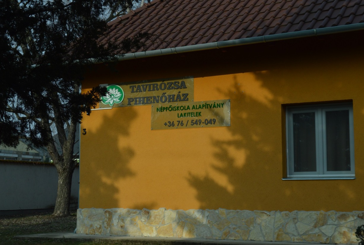 Tavirózsa Apartment