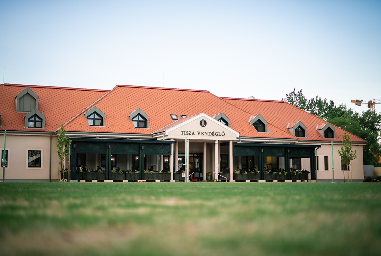 Tisza Vendéglő 